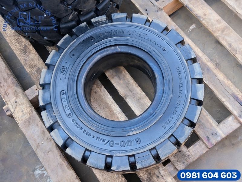 Vỏ xe nâng Komachi 600-9 giá rẻ mới 100%