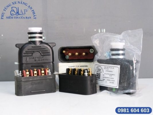 Giắc cắm 3 pha đực & cái 30A-250V 30A-440V