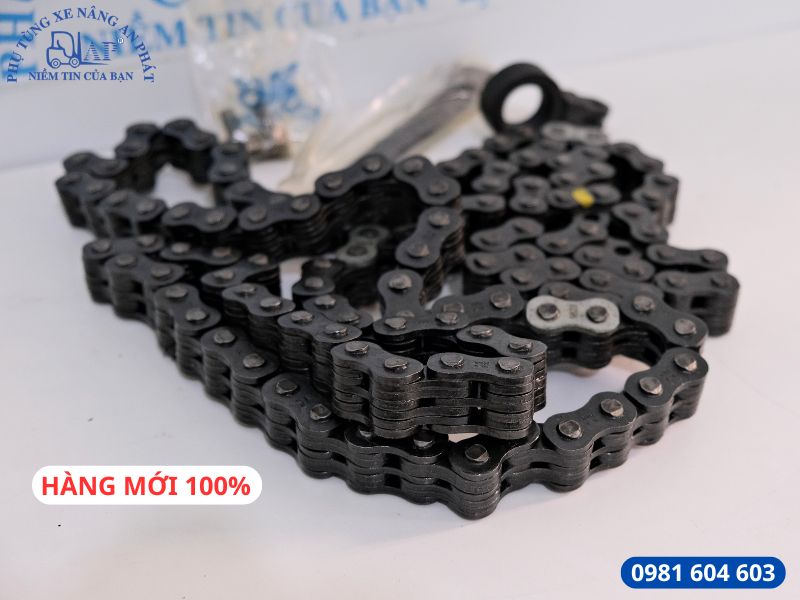 Cận cảnh xích xe nâng mới tại An Phát